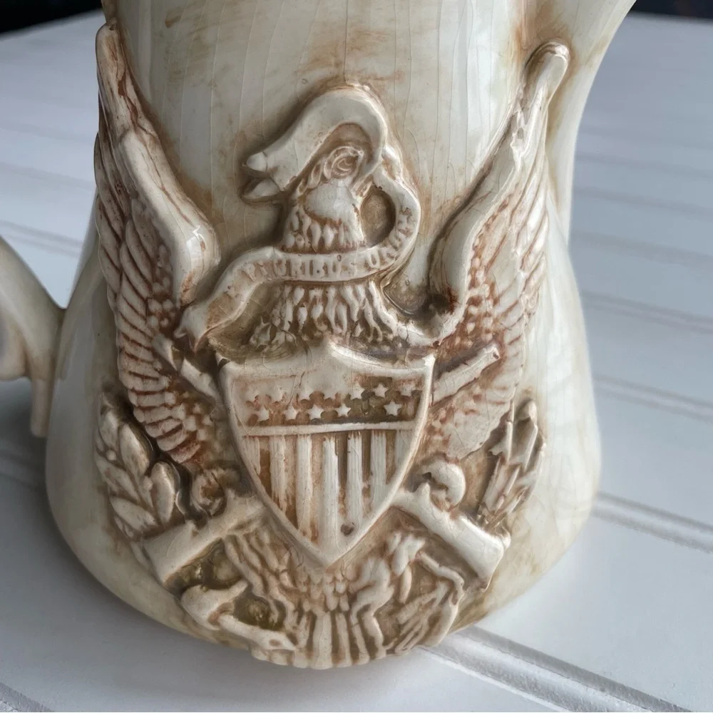Americana Vintage Ceramic Handmade Pottery Vase Pitcher Great Seal of U.S. Rare